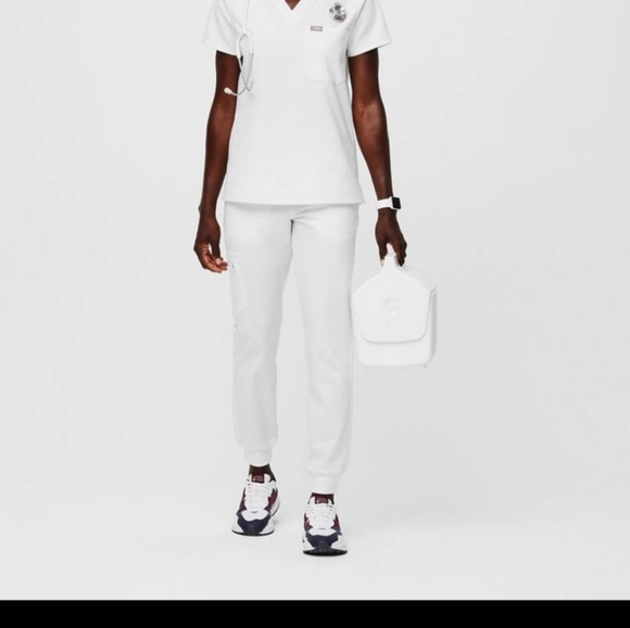 FIGS Women's Optic White FIONxtra  High Waisted Zamora - Picture 6 of 6